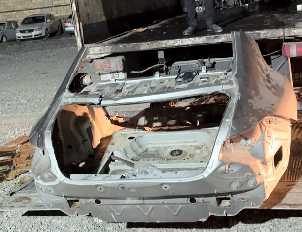 Qumla ört-basdır edilən qanunsuz ehtiyat hissələri ələ keçirildi - FOTOLAR